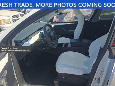Used 2024 Tesla Model Y Long Range AWD/4WD image 8