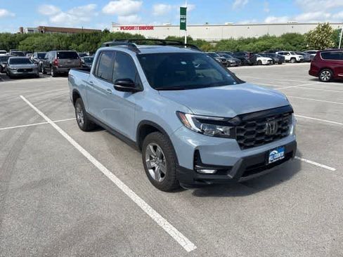 Used 2025 Honda Ridgeline TrailSport image 7