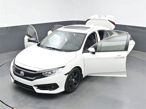 Used 2017 Honda Civic EX-L image 49