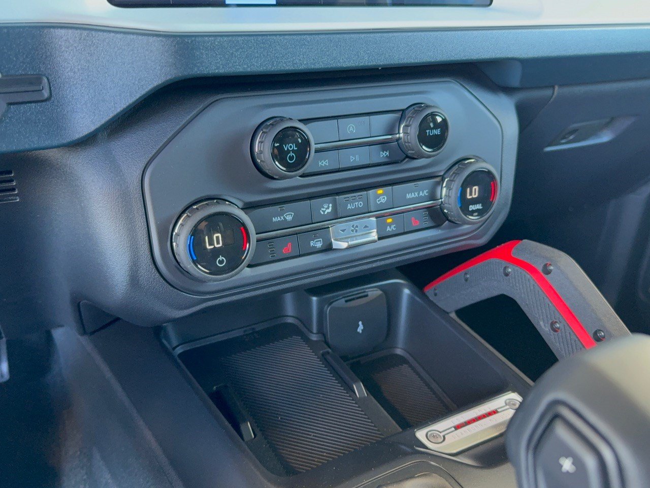 New 2026 Ford Bronco Heritage Edition AWD/4WD image 22