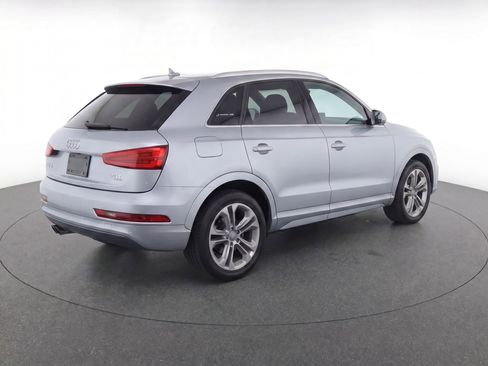 Used 2015 Audi Q3 2.0T Prestige w/ Prestige Package AWD/4WD image 4