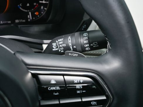 New 2024 MAZDA CX-90 Plug-In Hybrid w/ Premium Plus AWD/4WD image 33