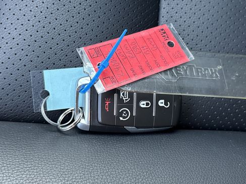 Certified 2025 RAM 1500 Big Horn image 37