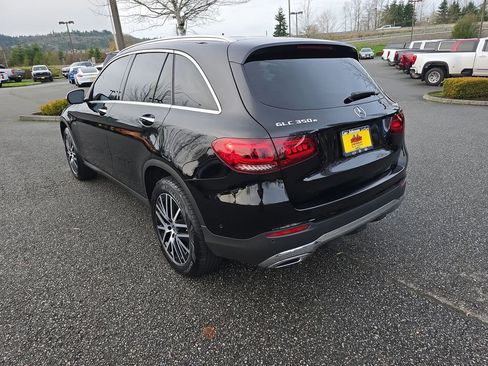 Used 2020 Mercedes-Benz GLC 350e 4MATIC image 4