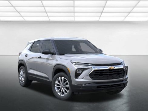 New 2026 Chevrolet TrailBlazer LS w/ LS Convenience Package FWD image 8