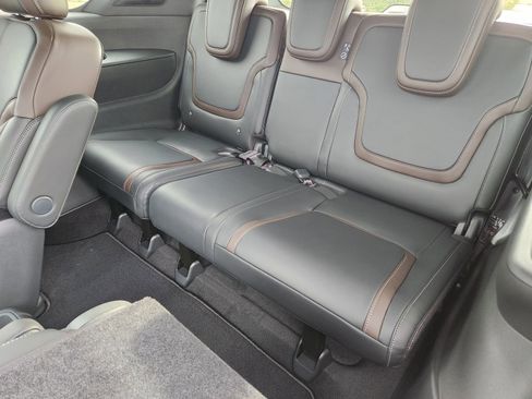 New 2026 Nissan Armada SL image 27