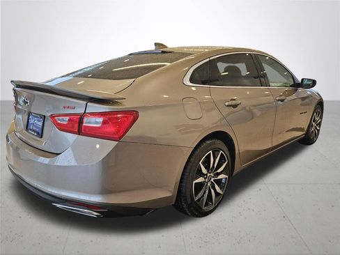 Used 2022 Chevrolet Malibu RS FWD image 7