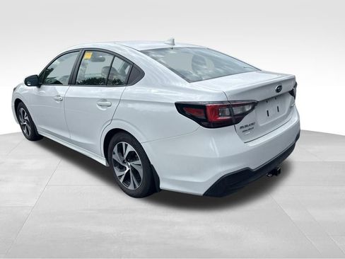 Used 2025 Subaru Legacy Premium w/ Popular Package #1A AWD/4WD image 3