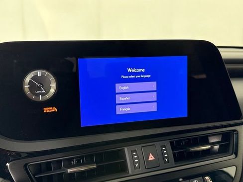 New 2025 Lexus ES 350 w/ Premium Package image 16