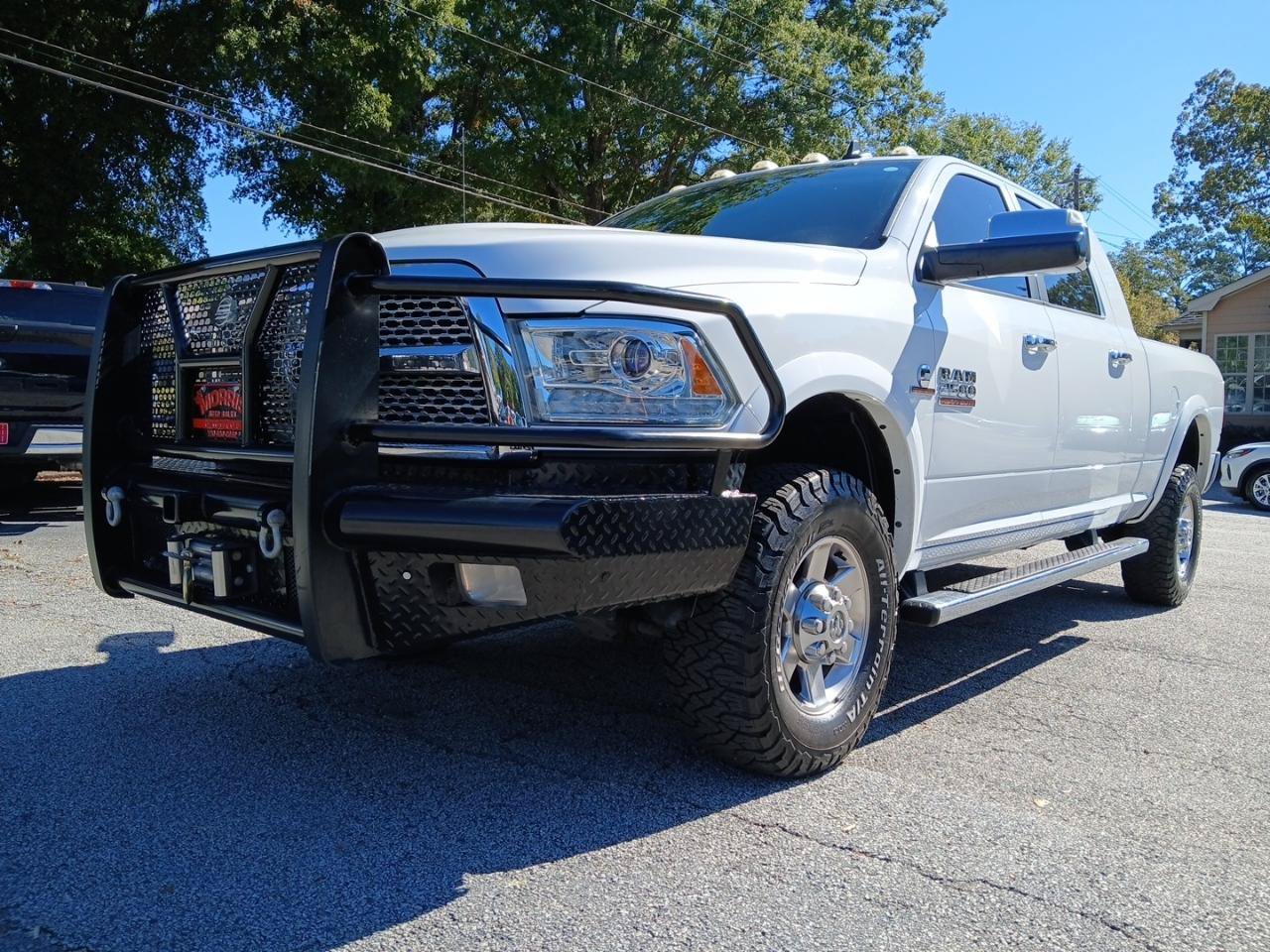 Used 2017 RAM 2500 Laramie AWD/4WD image 2