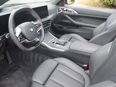 Used 2025 BMW 430i xDrive Convertible w/ Premium Package image 2