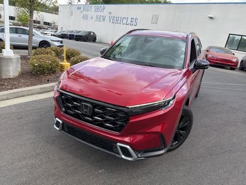 Used 2024 Honda CR-V Sport Touring image 3