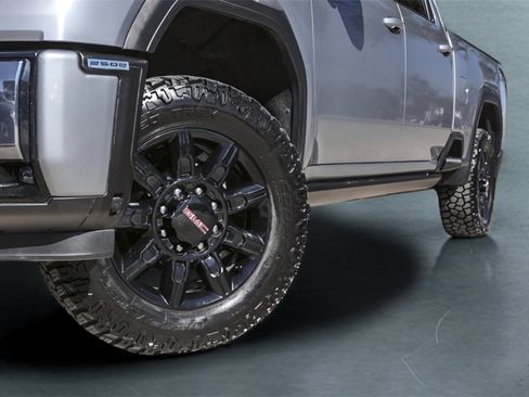 Used 2024 GMC Sierra 2500 AT4 w/ AT4 Premium Plus Package image 4