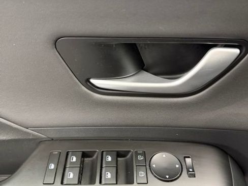 Used 2024 Hyundai Kona Limited AWD/4WD image 42
