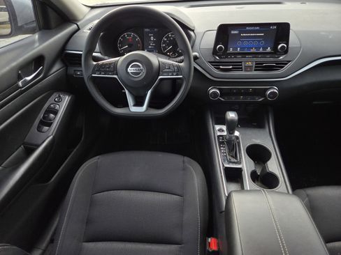 Used 2022 Nissan Altima 2.5 S image 7