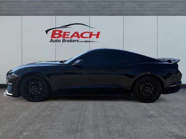 Used 2019 Ford Mustang GT Premium w/ Equipment Group 401A RWD image 5