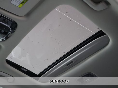 Used 2023 Hyundai Tucson SEL w/ Convenience Package image 3