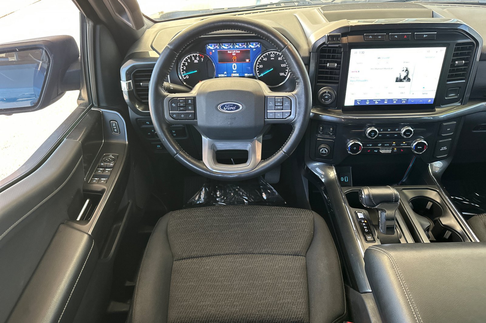 Used 2022 Ford F150 XLT w/ Equipment Group 302A High RWD image 16