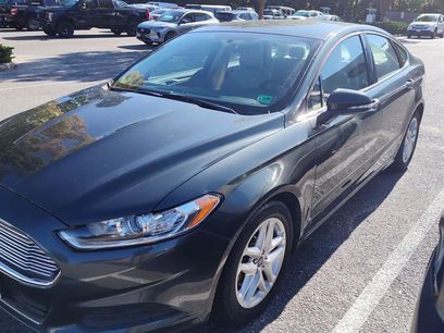 Used 2015 Ford Fusion SE