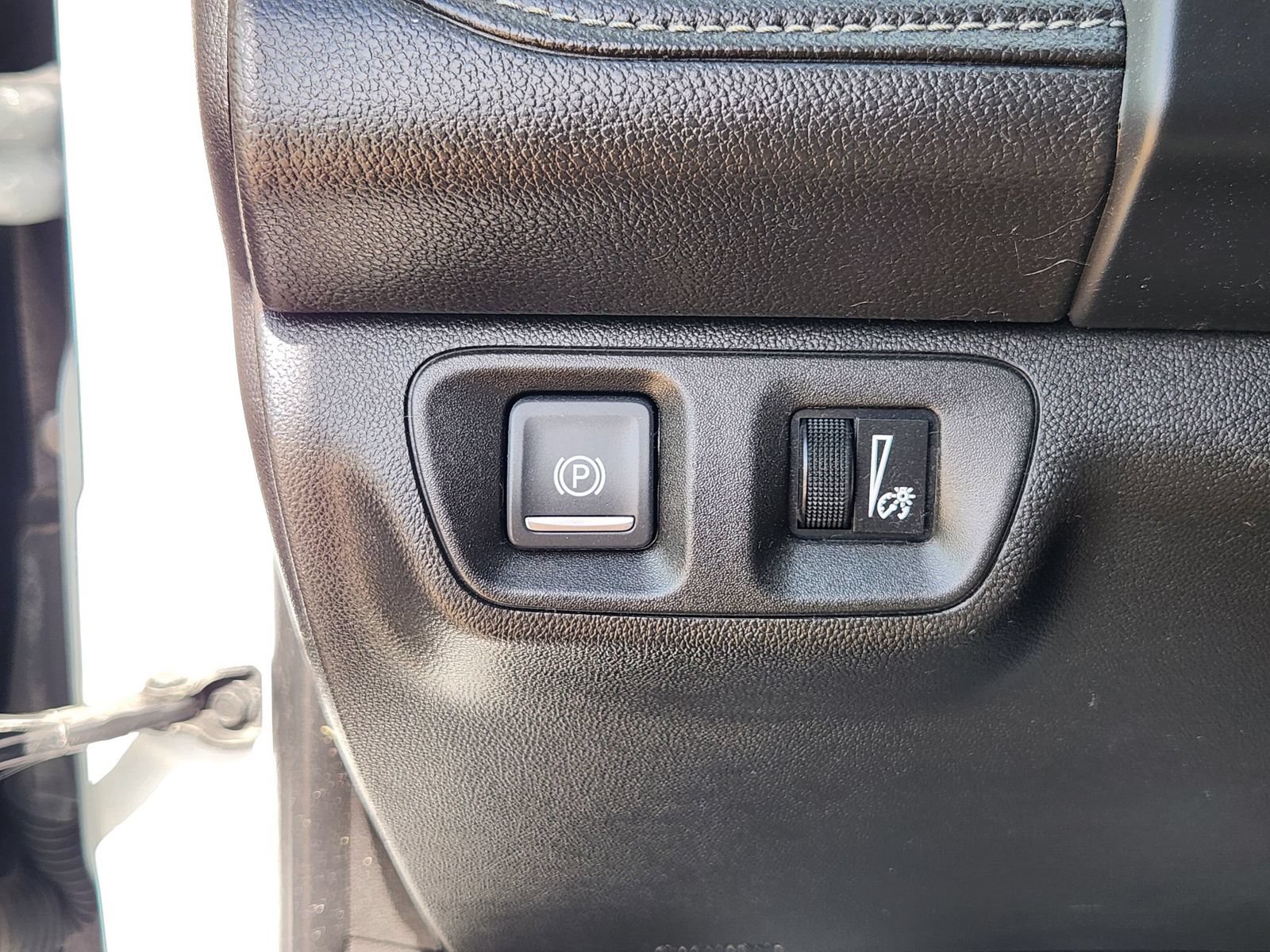Used 2019 GMC Acadia SLT FWD image 23