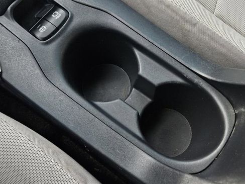 Used 2022 Toyota Corolla Cross LE w/ Moonroof Package image 25