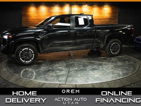Used 2024 Toyota Tacoma TRD Sport AWD/4WD image 1