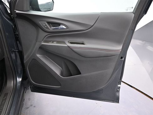 Used 2023 Chevrolet Equinox RS w/ LPO, Floor Liner Package image 23