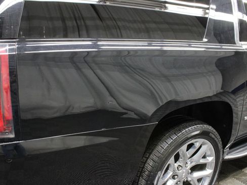 Used 2019 GMC Yukon XL Denali AWD/4WD image 34