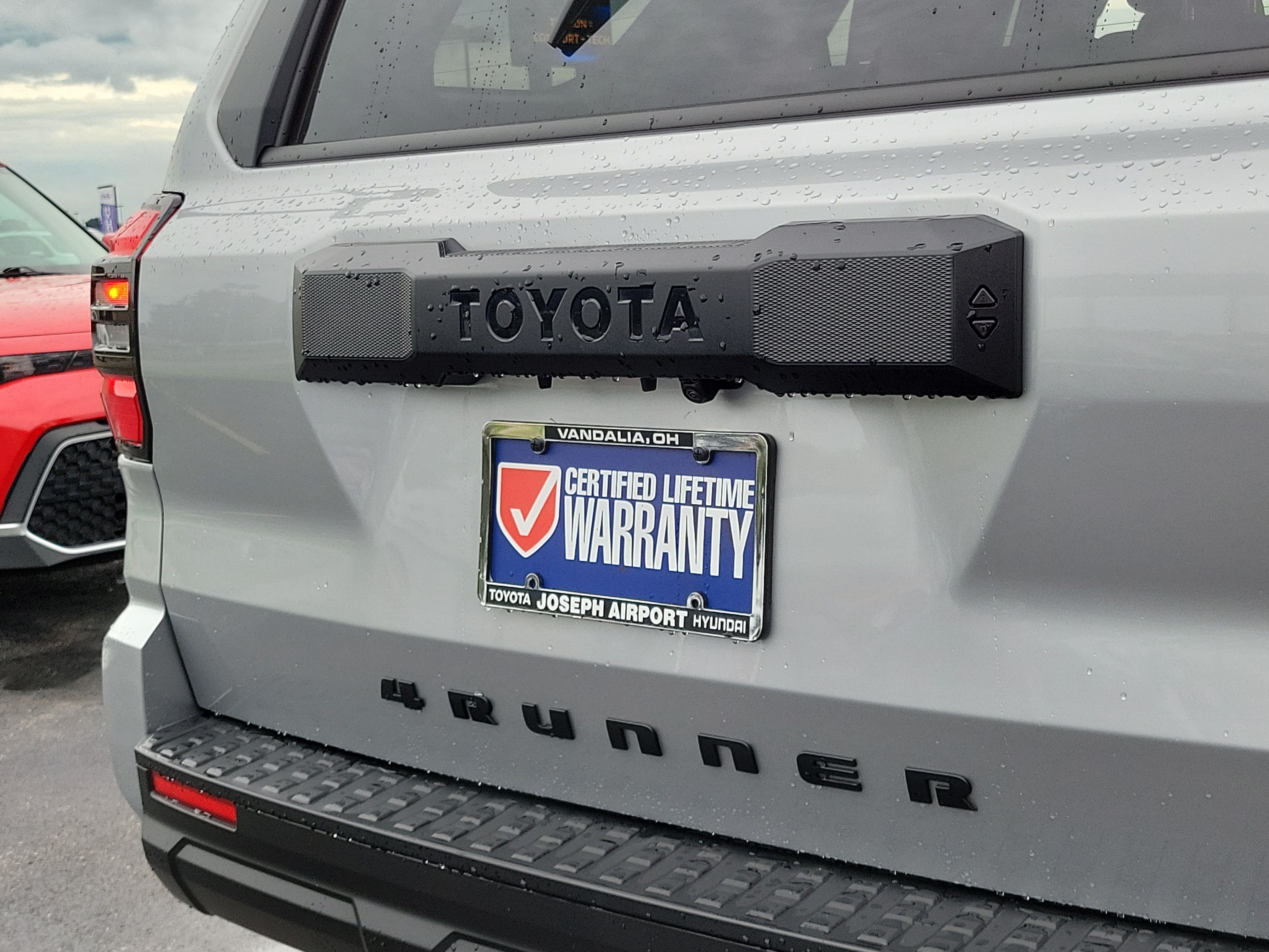 Used 2025 Toyota 4Runner SR5 AWD/4WD image 7