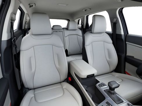 New 2026 Kia Sportage EX image 15