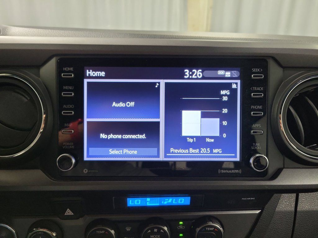 Used 2021 Toyota Tacoma TRD Sport AWD/4WD image 18