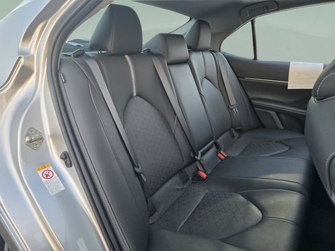 Used 2019 Toyota Camry XSE FWD image 22