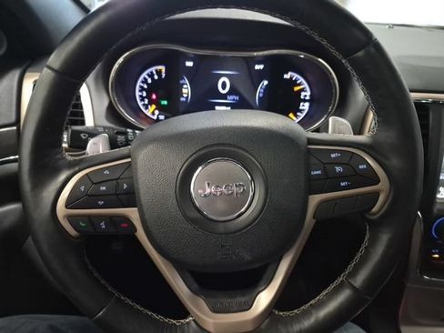 Used 2017 Jeep Grand Cherokee Limited w/ Trailer Tow Group IV AWD/4WD image 13