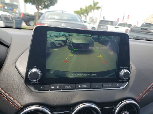 New 2025 Nissan Sentra SR w/ Midnight Edition image 19