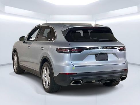 Certified 2022 Porsche Cayenne AWD/4WD image 3