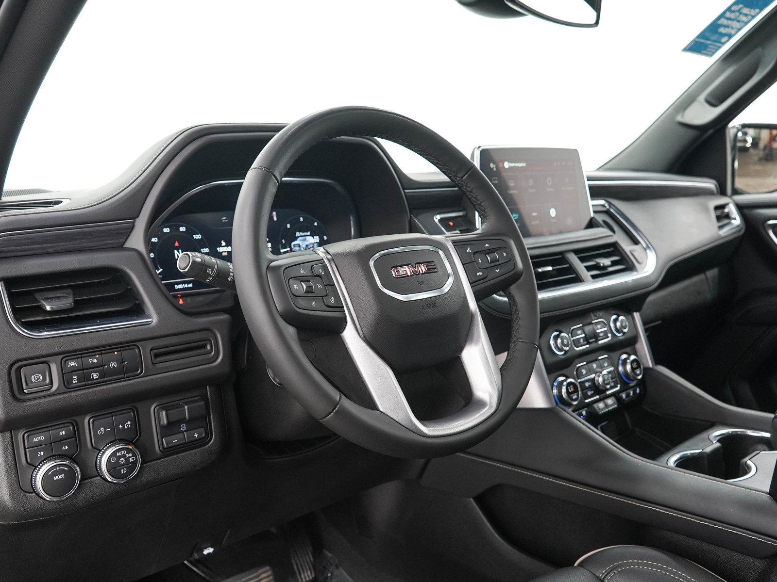 Used 2023 GMC Yukon XL SLT w/ SLT Premium Package AWD/4WD image 26
