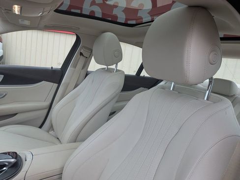 Used 2020 Mercedes-Benz E 350 4MATIC Sedan image 13