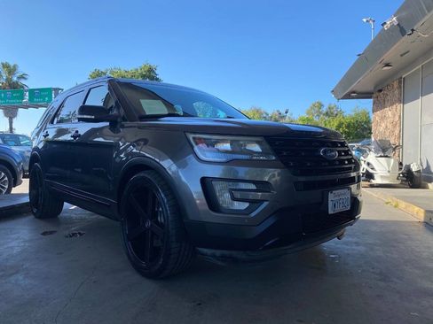 Used 2017 Ford Explorer Sport w/ Equipment Group 401A AWD/4WD image 26