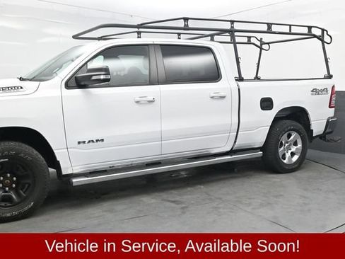 Used 2022 RAM 1500 Big Horn AWD/4WD image 3