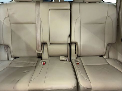 Used 2018 Toyota Highlander XLE image 20