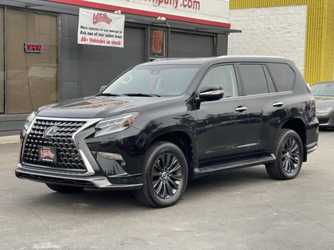 Used 2023 Lexus GX 460 Premium image 3