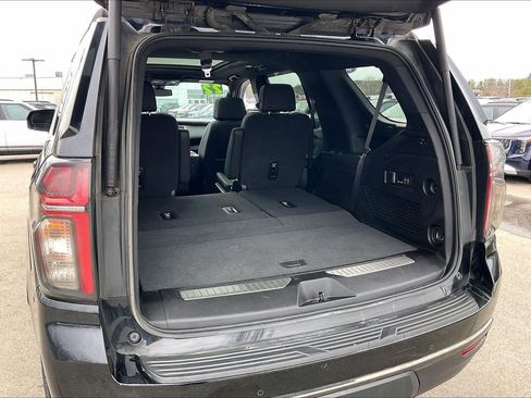 Used 2022 Chevrolet Tahoe RST w/ Luxury Package image 38