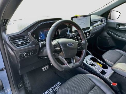 Used 2024 Ford Escape ST-Line w/ Tech Pack #1 AWD/4WD image 10