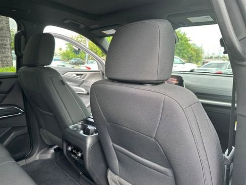 New 2026 Chevrolet Traverse LT FWD image 24