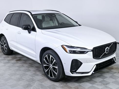 Certified 2023 Volvo XC60 B5 Plus w/ Protection Package Premier image 26