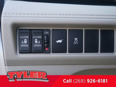 New 2026 Honda Odyssey EX-L image 24