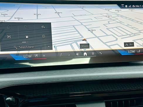 New 2026 BMW 330i Sedan w/ Convenience Package RWD image 10