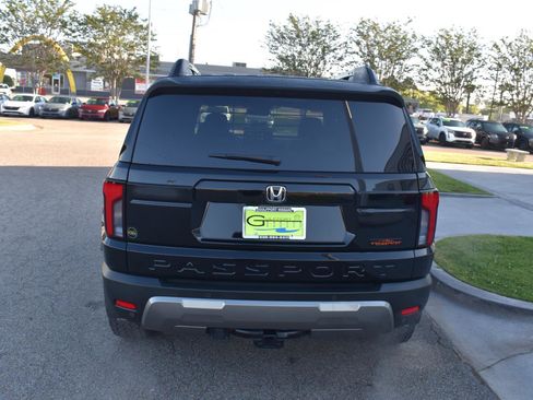 Used 2026 Honda Passport TrailSport image 7