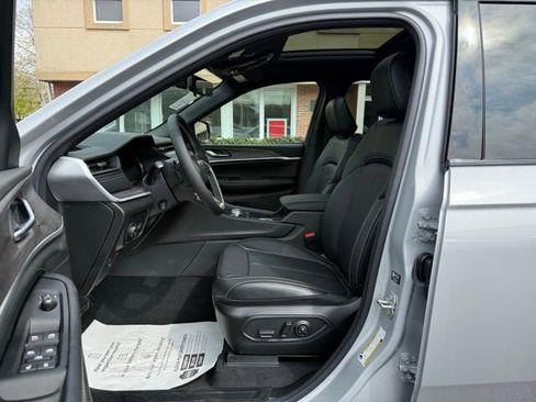 New 2026 Jeep Grand Cherokee Limited AWD/4WD image 21