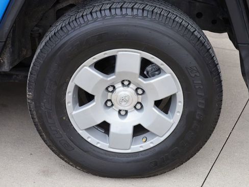 Used 2007 Toyota FJ Cruiser 4WD image 34